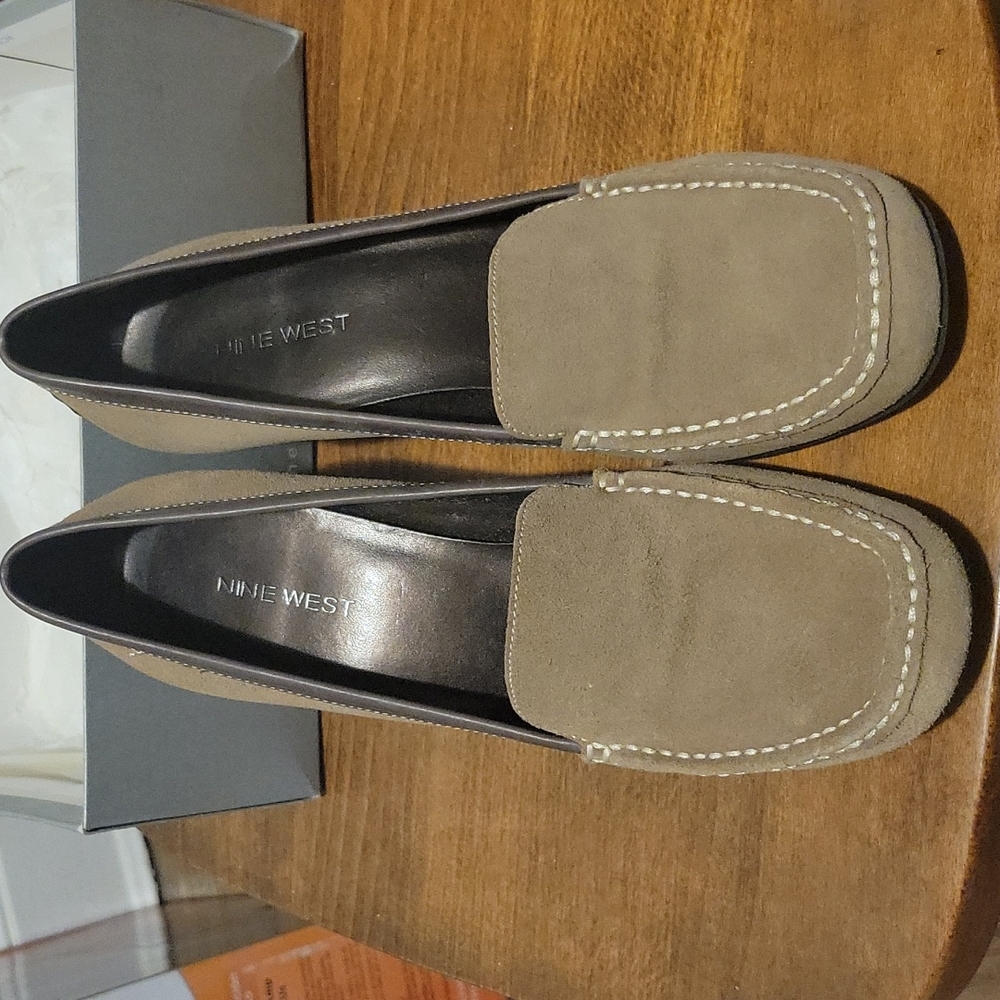 Nine West - Picture 4 of 4